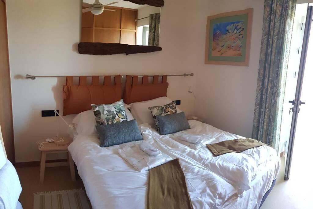 Casa Vina: A Spectacular Away From It All Holiday ラ・オロタバ エクステリア 写真