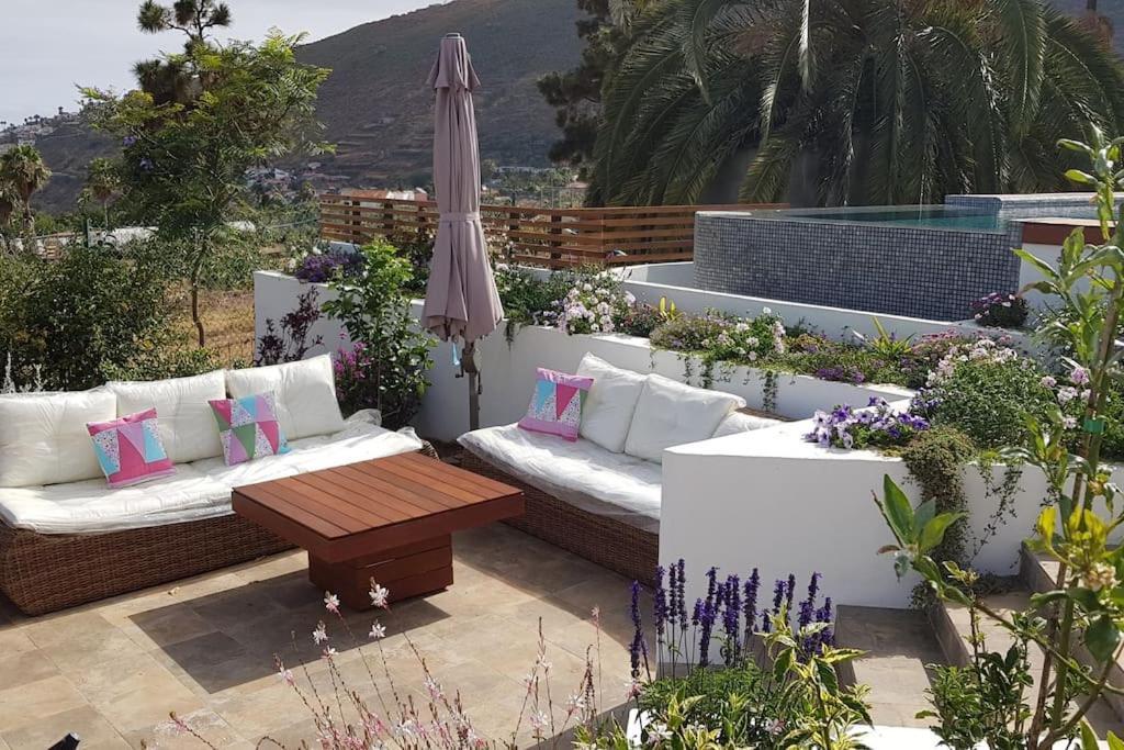 Casa Vina: A Spectacular Away From It All Holiday ラ・オロタバ エクステリア 写真