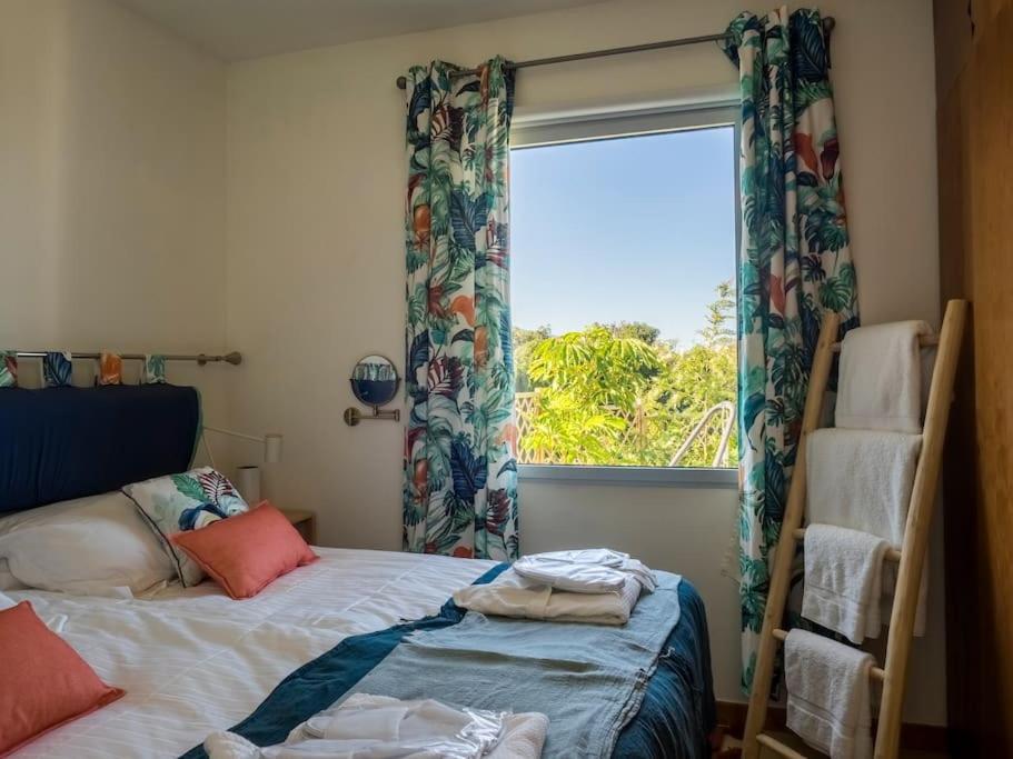 Casa Vina: A Spectacular Away From It All Holiday ラ・オロタバ エクステリア 写真